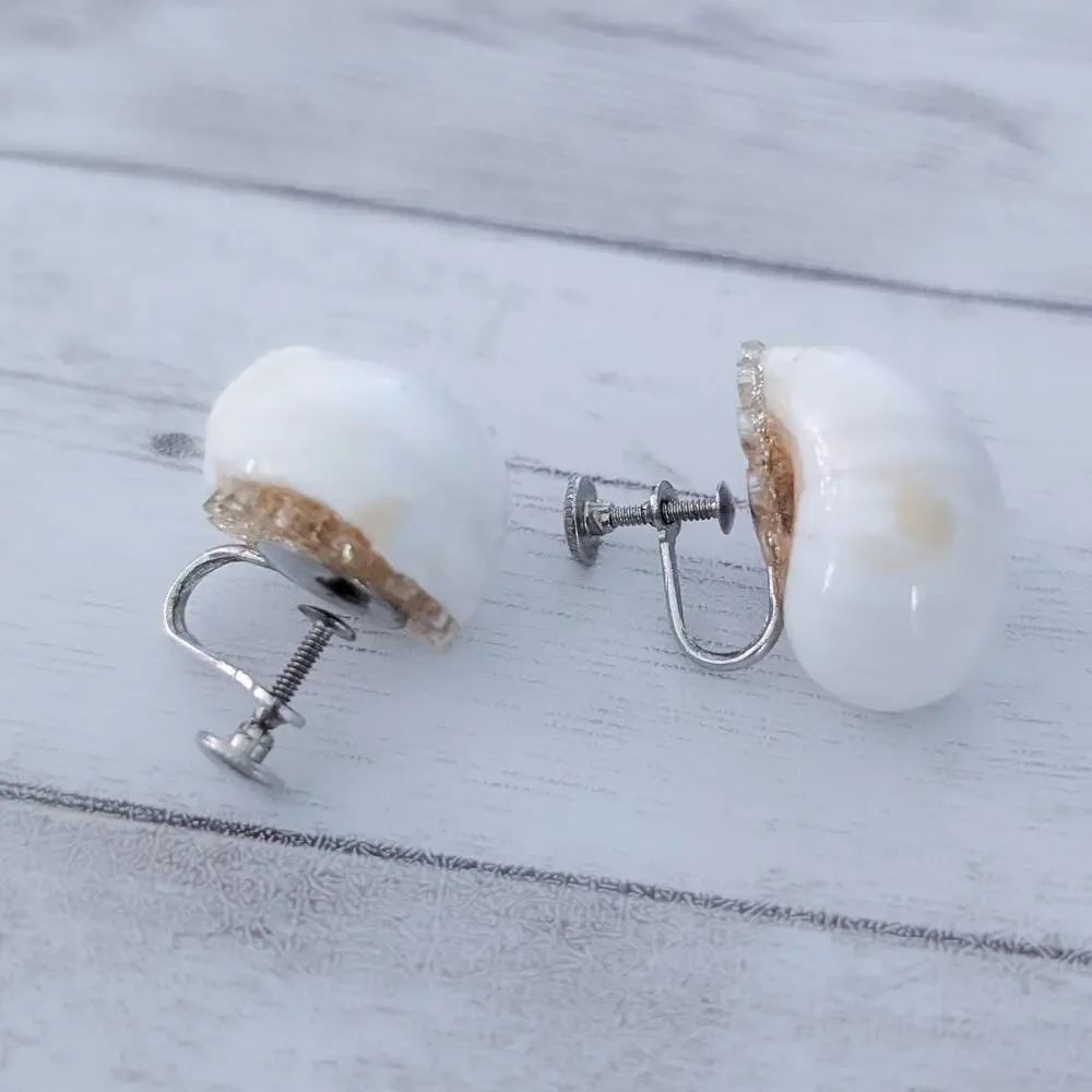 Vintage Screw On Earrings Chunky 3D Large Shell Beach Vibes